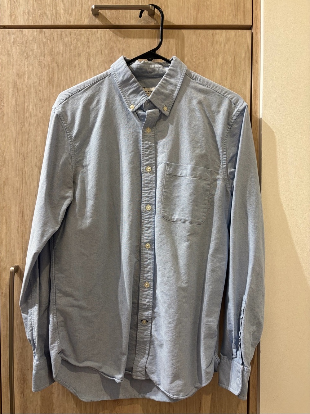 Club Monaco Light Blue Button-Down Oxford Shirt
